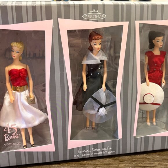 Barbie 45th Anniversary Keepsake Doll Set Featuring Iconic 1950s Fashion Looks - Picture 1 of 5